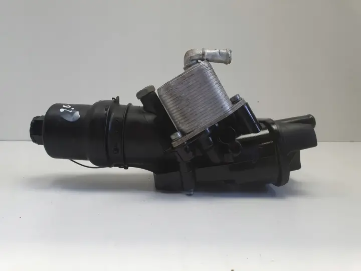 Audi A3 8P II 2.0 FSI OBUDOWA FILTRA OLEJU 06D115397G