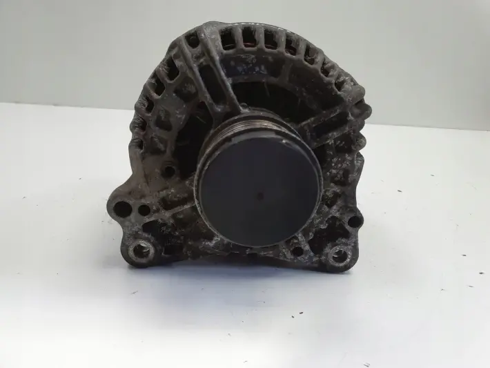 VW Golf V 2.0 TDI ALTERNATOR bosch 06F903023F 140A