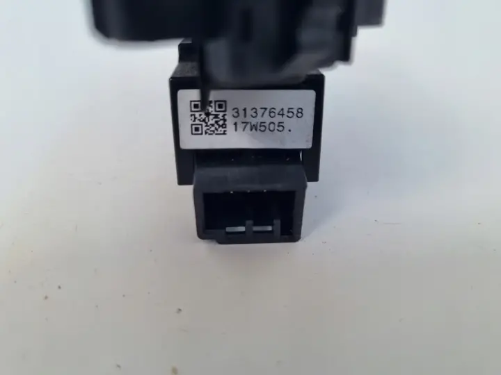Volvo S90 II V60 II S60 III XC60 II PRAWY PANEL SZYB 31376458