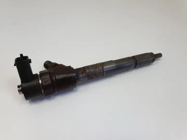 Opel Vectra C 1.9 CDTI 16V WTRYSKIWACZ wtrysk 0445110243