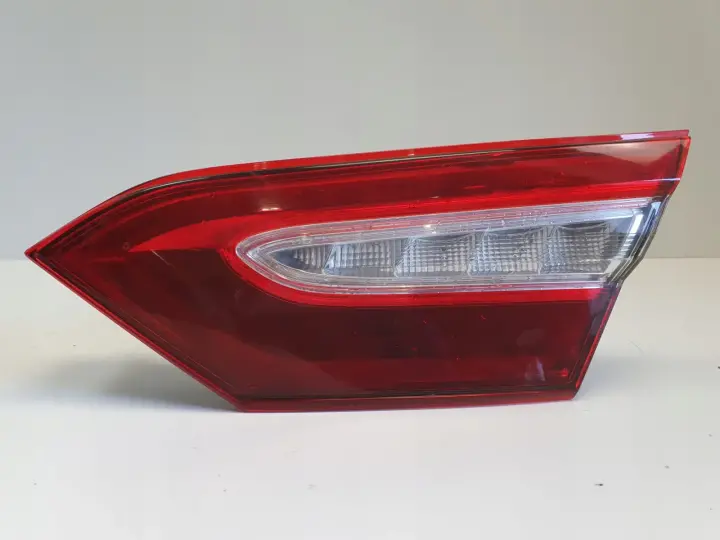 Toyota CAMRY VIII 8 2019r LED TYLNIA TYLNA LAMPA LEWA lewy tył