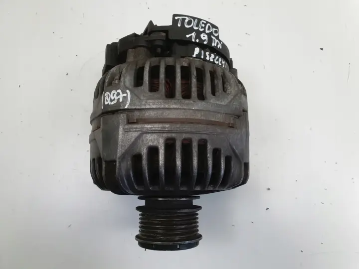 Seat Toledo II Leon I 1.9 TDI ALTERNATOR Bosch 028903028E 120A