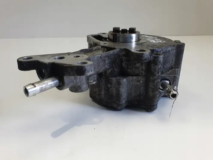 Audi A4 B5 B6 B7 A6 C5 1.9 TDI POMPA VACUM wakum BOSCH 038145209C
