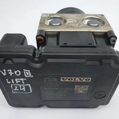 Volvo V70 III lift POMPA ABS Sterownik 31329139