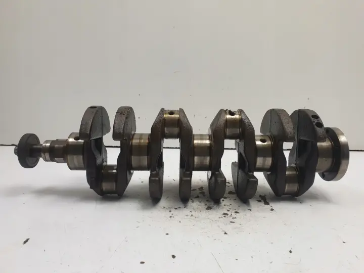 Opel Astra J 1.6 16V WAŁ KORBOWY 55560953 A16XER