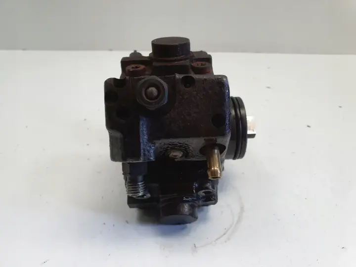 Opel Combo C 1.3 CDTI POMPA WTRYSKOWA 0445010204