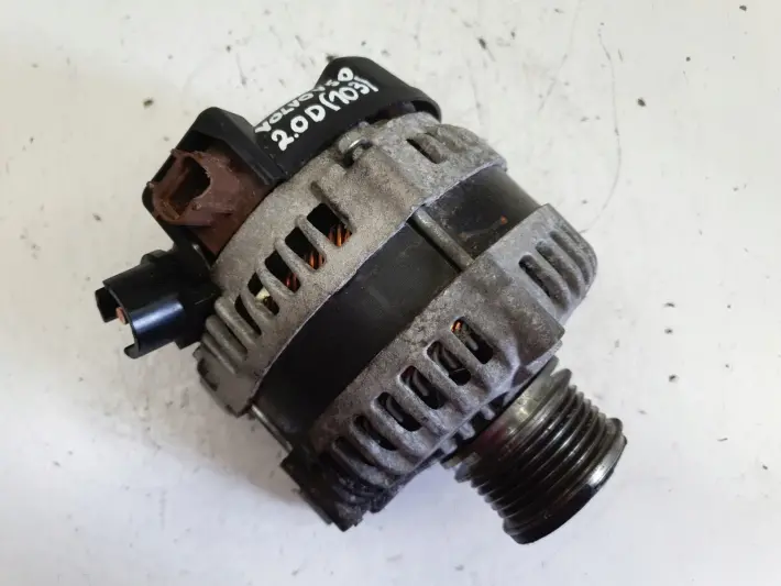 Volvo S40 II V50 2.0 D ALTERNATOR DENSO
