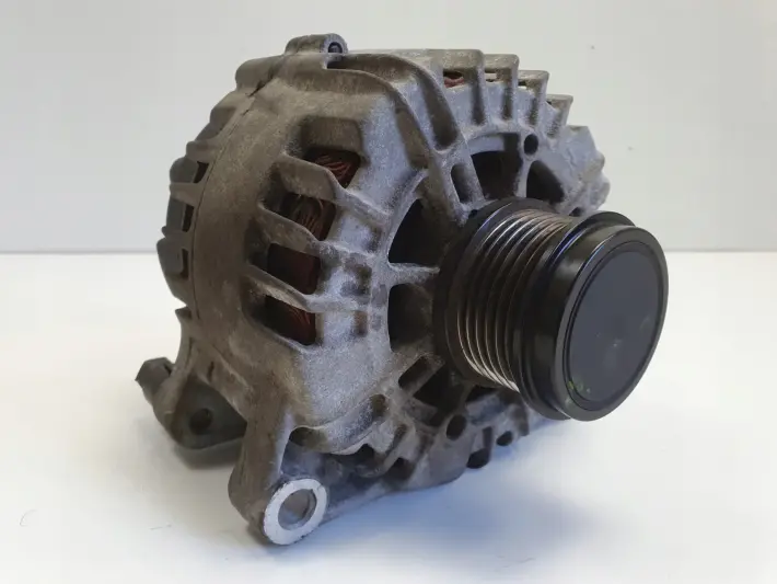 Volvo S40 II V50 1.6 D ALTERNATOR valeo 30659390 150A