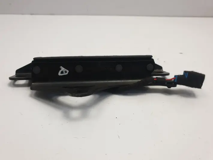 Mercedes A205 W205 Cabrio ZAMEK DACHU A2177700422