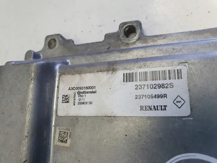 Renault Clio IV 0.9 TCe STEROWNIK SILNIKA komputer 237102982S