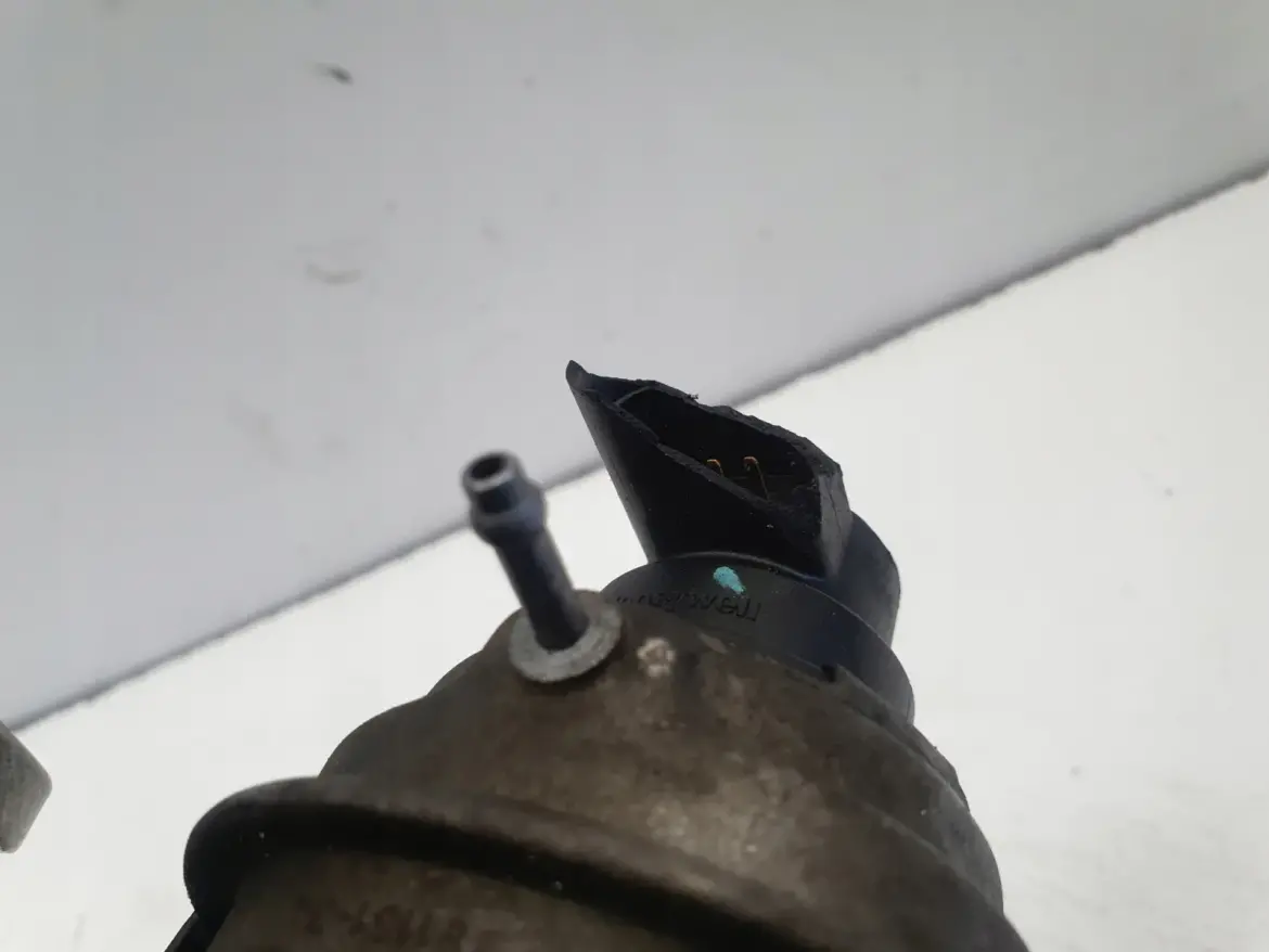 Volvo S60 II 2.0 D3 TURBOSPRĘŻARKA turbo 31331331
