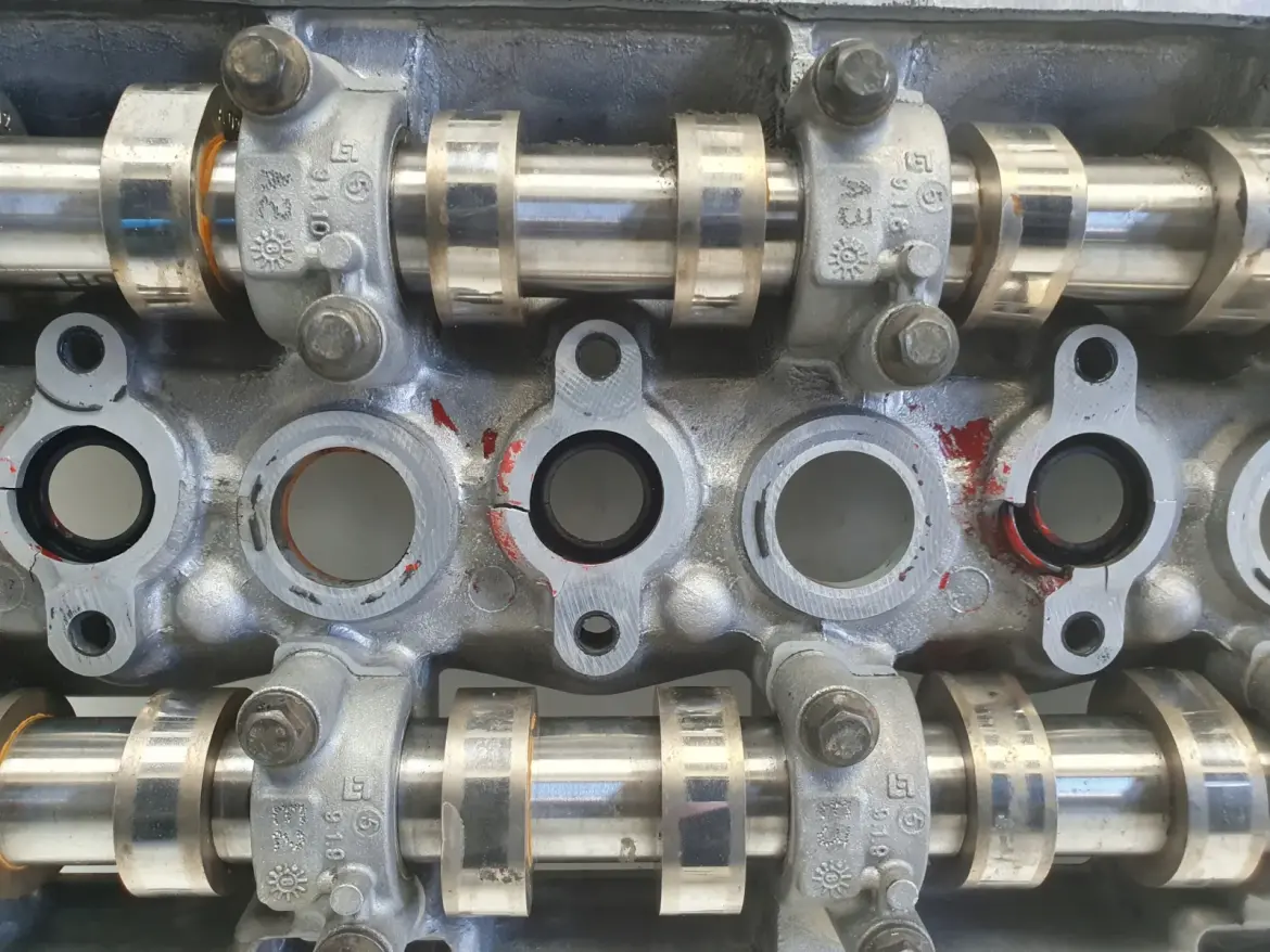 Ford Focus MK2 II 1.6 TDCI POKRYWA ZAWORÓW WAŁKI 9644994680