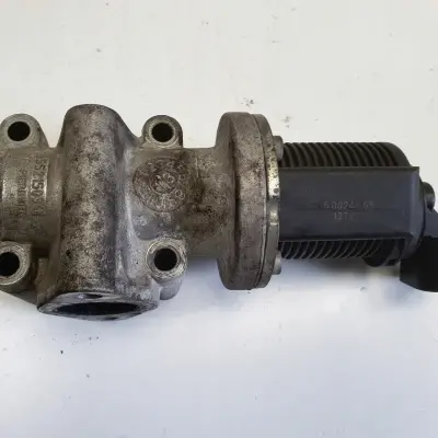 Opel Vectra C 1.9 CDTI ZAWÓR EGR 55215031