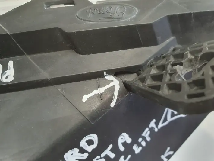 Ford Fiesta Mk6 Mk7 Lift 12-17 PRZEDNIA LAMPA LEWA lewy przód anglik