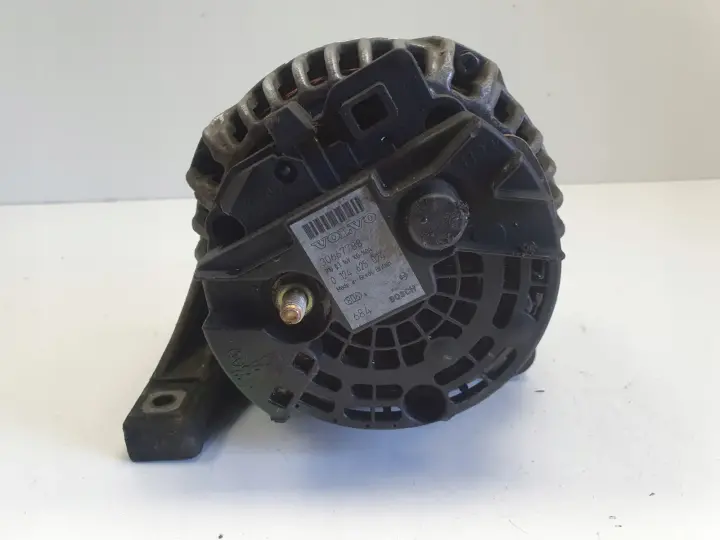 Volvo S60 I V70 II 2.4 D5 ALTERNATOR 30667788 bosch 0124625024