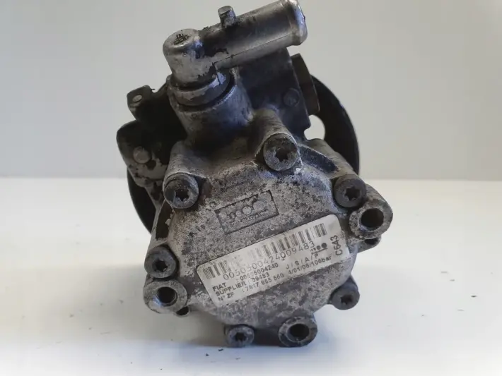 Alfa Romeo 156 1.9 JTD POMPA WSPOMAGANIA 00505004240