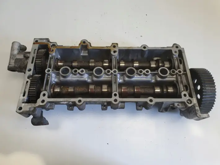 Opel Vectra C 1.9 CDTI POKRYWA ZAWORÓW wałki 55565886