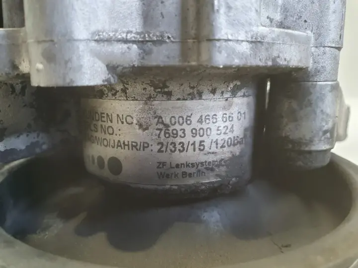 Mercedes Sprinter 906 2.2 CDI POMPA WSPOMAGANIA A0064666601