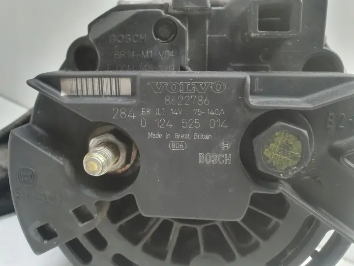 Volvo V70 II 2.4 T ALTERNATOR bosch 0124525014