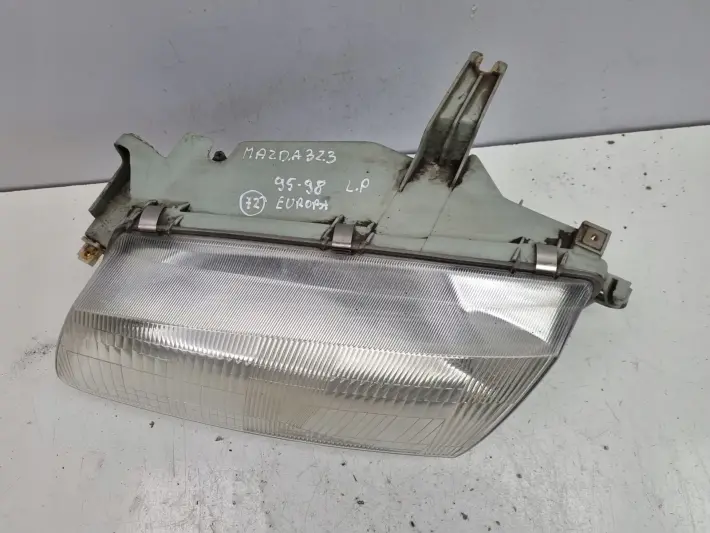 Mazda 323 323C BA PRZEDNIA LAMPA LEWA lewy przód