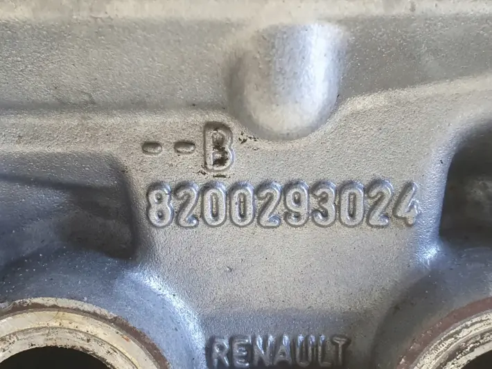 Renault Clio III 1.6 16V GŁOWICA CYLINDRÓW 8200293024