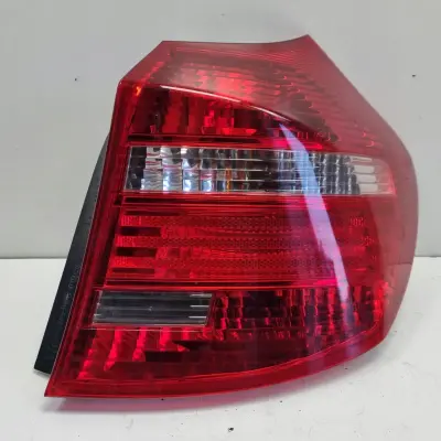 BMW E87 LIFT 07-11r TYLNIA TYLNA LAMPA PRAWA prawy tył 7164856