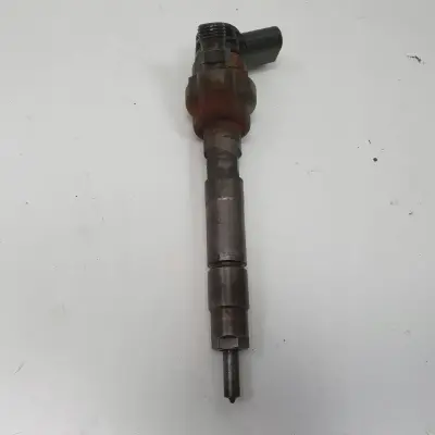 BMW F10 F11 F30 2.0 D WTRYSKIWACZ wtrysk 0445110478