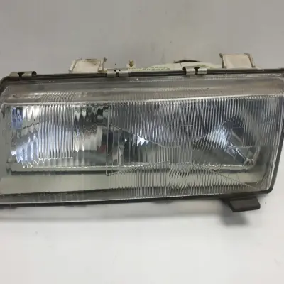 Saab 9000 91-98r PRZEDNIA LAMPA LEWA europa