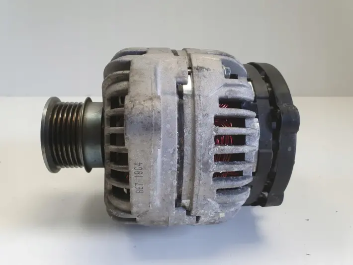 Opel Astra III H 1.9 CDTI 16V ALTERNATOR BOSCH