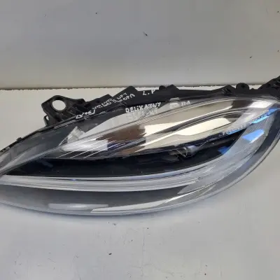 Volvo V40 II XC40 LIFT PRZEDNIA LAMPA LEWA lewy przód FULL LED 31420443