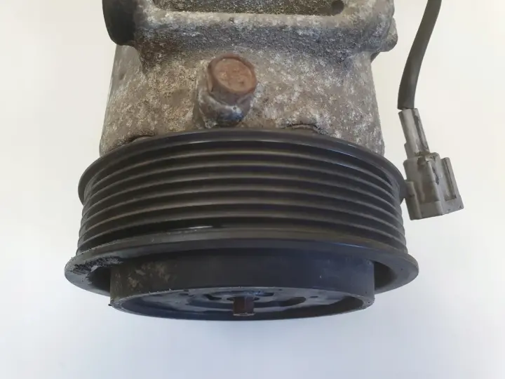 Renault Megane III 1.9 dCi SPRĘŻARKA KLIMATYZACJI 8200956574-A