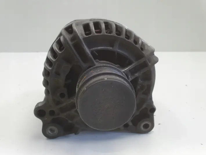 Audi A4 B6 1.9 TDI ALTERNATOR Bosch 028903029Q 0124525010 140A