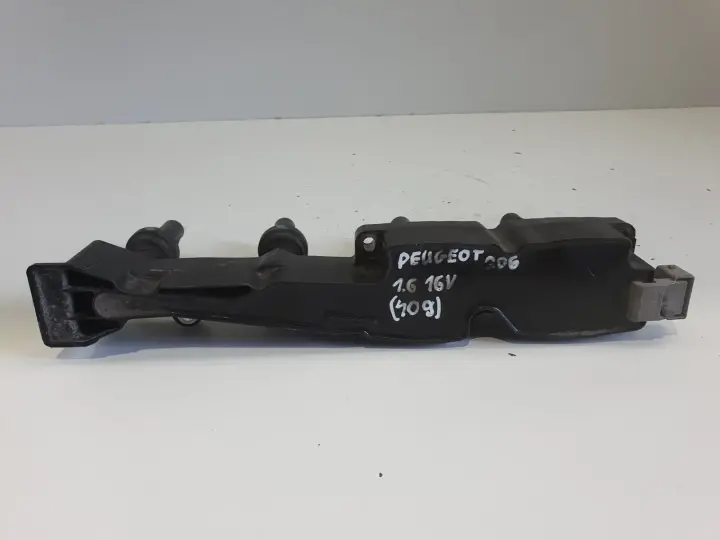 Peugeot 206 1.6 16V CEWKA ZAPŁONOWA NFU