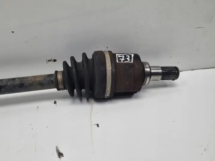 Suzuki swift mk6 1.3 1.6 16V PRAWA PRZEDNIA PÓŁOŚ półośka przód Manual