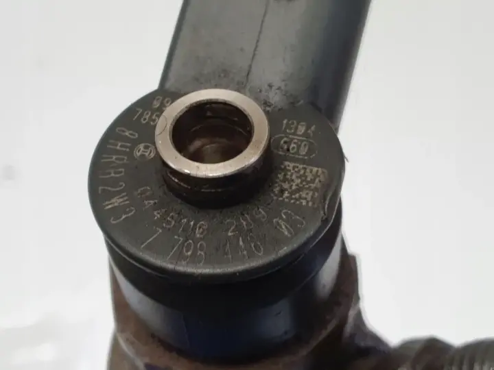 BMW E87 E90 E91 2.0 D WTRYSKIWACZ wtrysk 0445110289