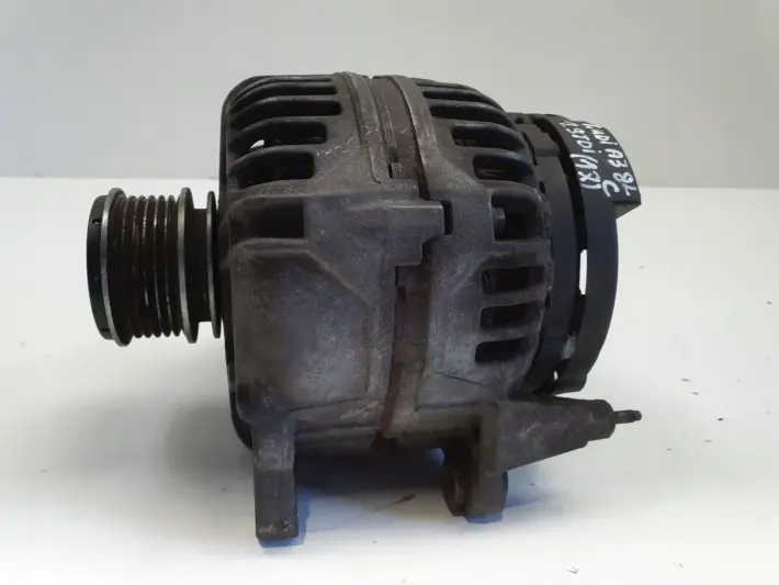 Audi A3 8L Golf IV Seat Leon 1.9 TDI ALTERNATOR 028903028E 120A