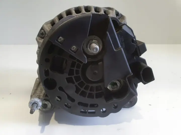 Skoda Superb I 1.9 TDI ALTERNATOR Bosch