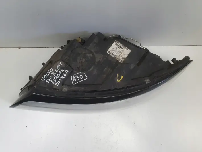 Volvo S40 II V50 LIFT PRZEDNIA LAMPA LEWA lewy przód 31265694 ZWYKŁA ŁADNA