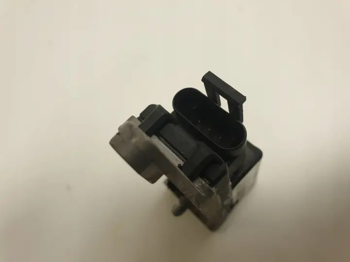 9601e473cb12c5f4b37ecdee827b398d