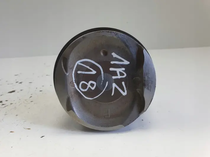 Toyota RAV4 II 2.0 VVTI TŁOK KORBOWÓD 1AZ