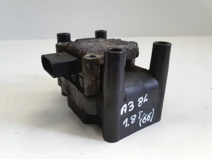 Audi A3 8L 1.6 8V CEWKA ZAPŁONOWA 032905106B