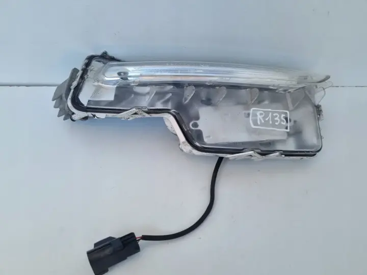 Volvo S60 II V60 LIFT PRZEDNI HALOGEN LEWY PRZÓD kierowcy LED DRL 31353289