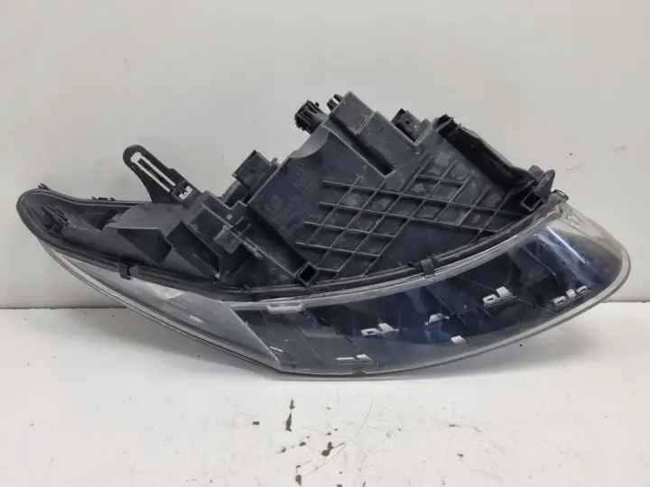 Renault Megane III LIFT PRZEDNIA LAMPA LEWA lewy przód EUROPA 260605817R