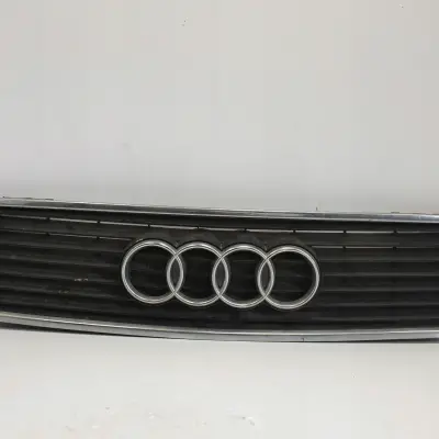 Audi V8 88-93r PRZEDNIA ATRAPA CHŁODNICY Grill