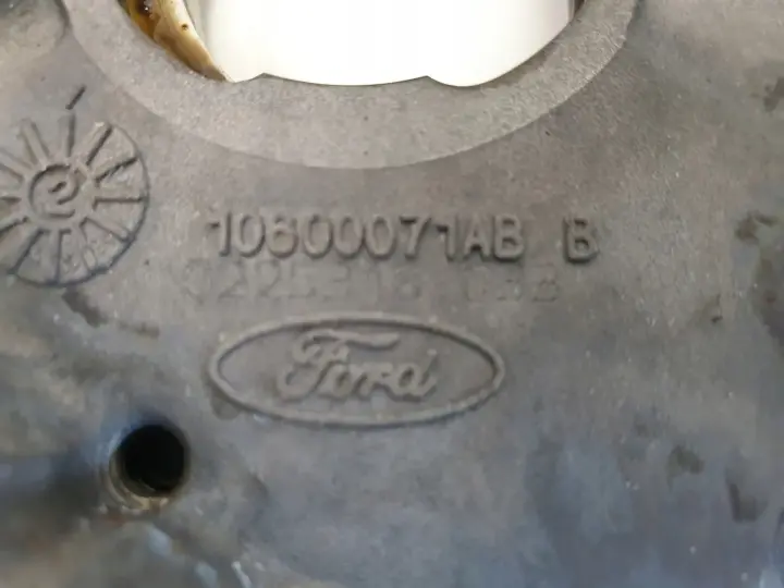 Jaguar X-Type 2.5 V6 POMPA OLEJU 10600071AB