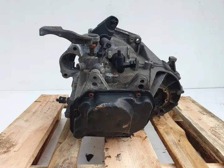 Audi A3 II 8P 1.6 8V SKRZYNIA BIEGÓW manualna JHT manual