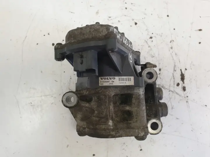 Volvo S60 V60 2.0 D POMPA OLEJU SKRZYNI 31325357AA oryginał