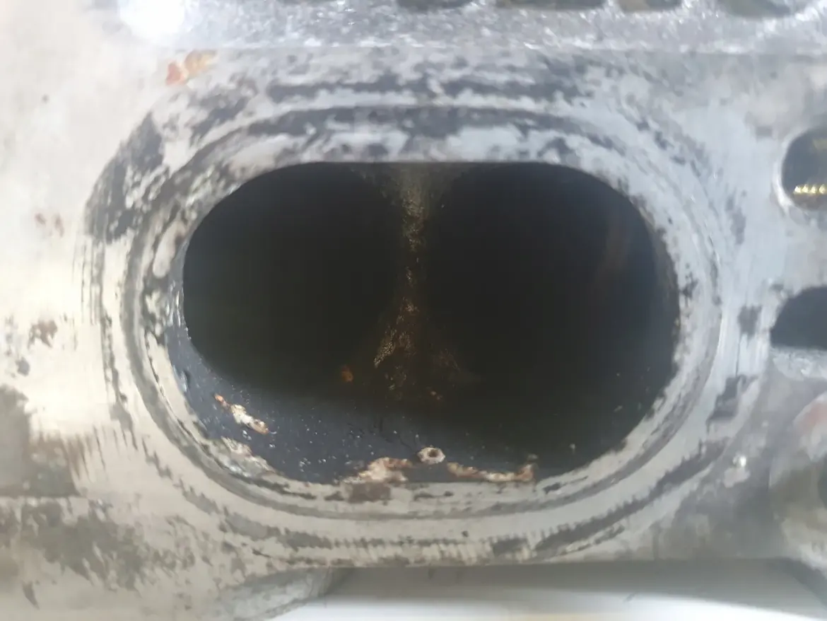 Volvo V40 S40 2.0 T GŁOWICA CYLINDRÓW wałki 1001770