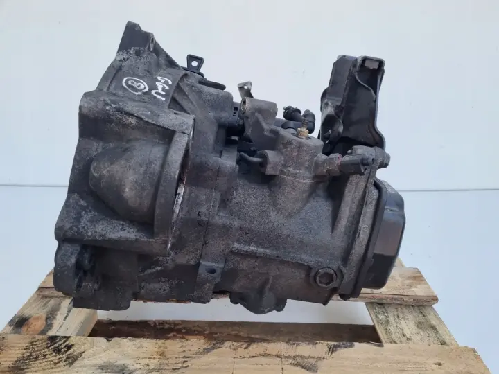VW Polo IV 1.9 TDI MANUALNA SKRZYNIA BIEGÓW manual GGU