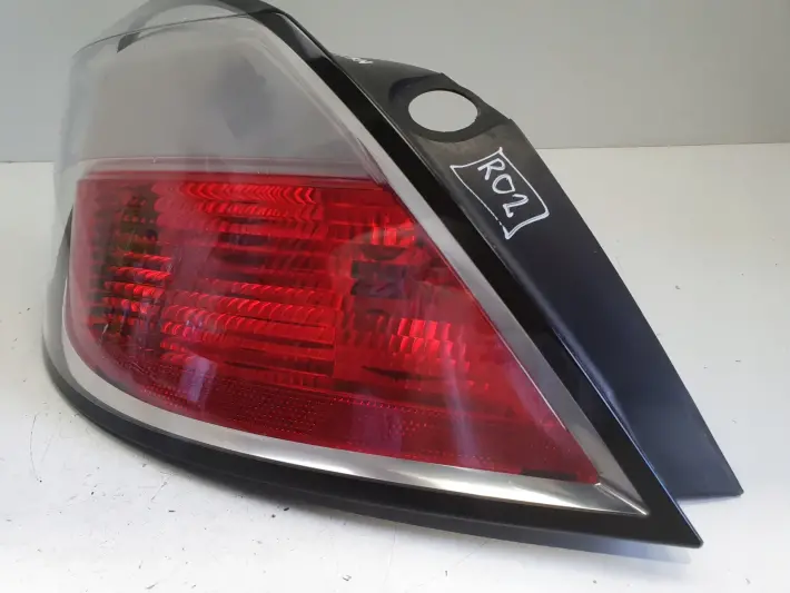 Opel Astra H III HB 5D 04-10r TYLNA LAMPA LEWA lewy tył 342691834